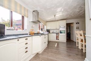 Photo 27- click for photo gallery